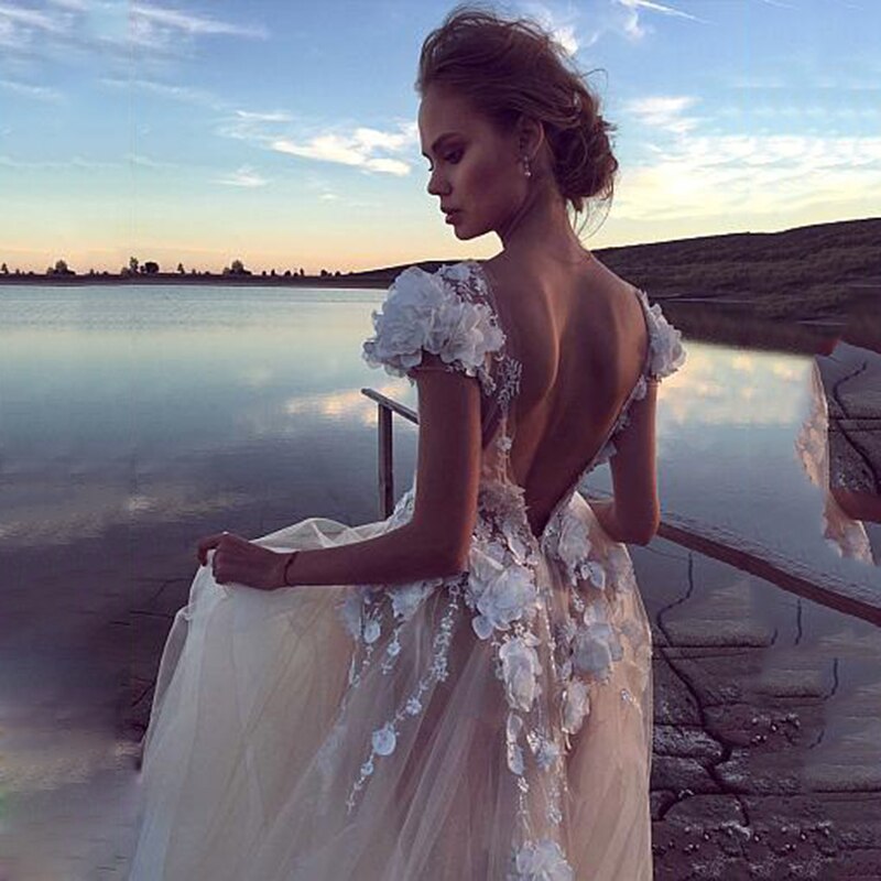 Robe de Mariée Dentelle Ouverte dans le Dos