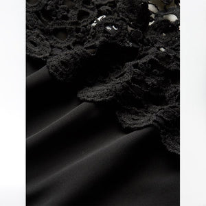 Robe Dentelle Noire Col Bateau | Infinie Dentelle