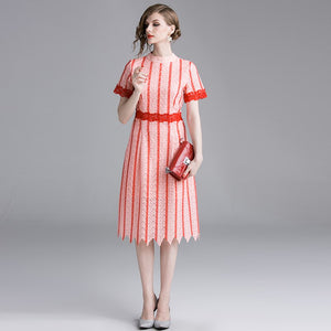 Robe Dentelle Rose et Rouge | Infinie Dentelle