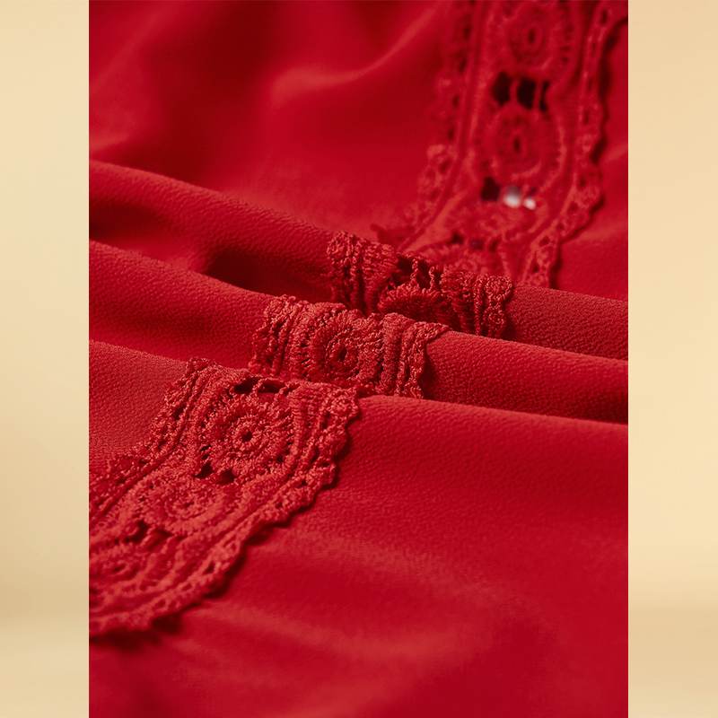 Robe Rouge Dentelle Patineuse
