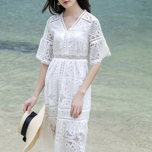 Tenue Robe Blanche Dentelle