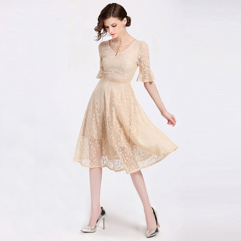 Robe Dentelle Chic pour Mariage | Infinie Dentelle