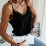 Haut Noir Dentelle Manche Courte